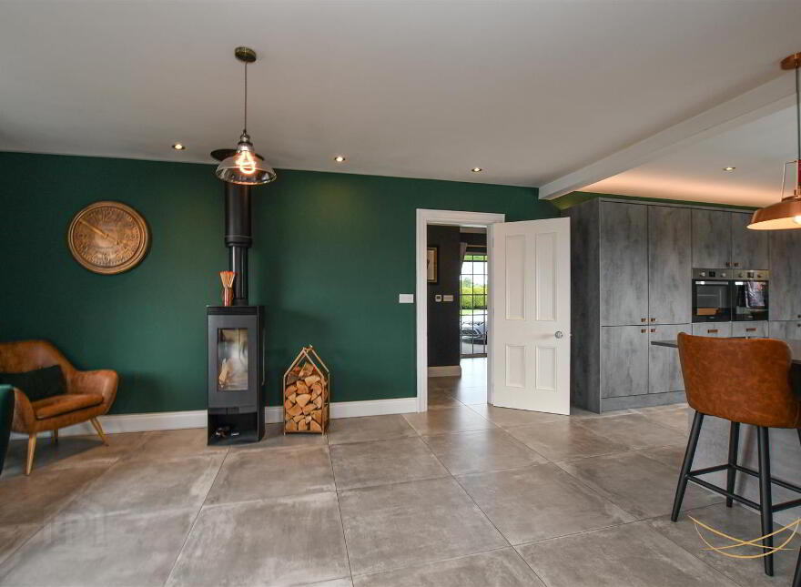 696 Doagh Road, Newtownabbey, BT36 4TP