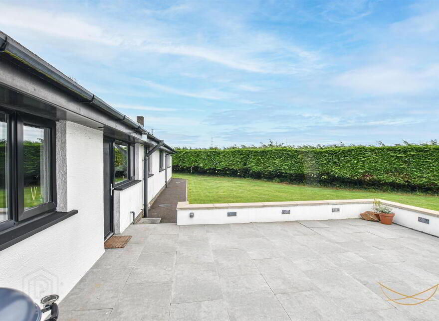 696 Doagh Road, Newtownabbey, BT36 4TP