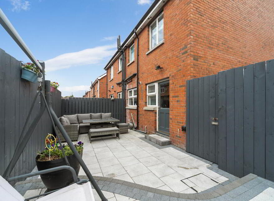 2 Ribble Street, Belfast, BT4 1HW