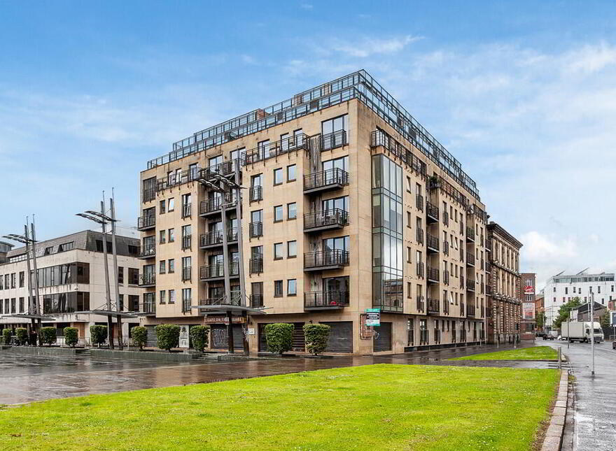 32 Custom House Residence, 2 Ulster Street, Belfast, BT1 3ES photo