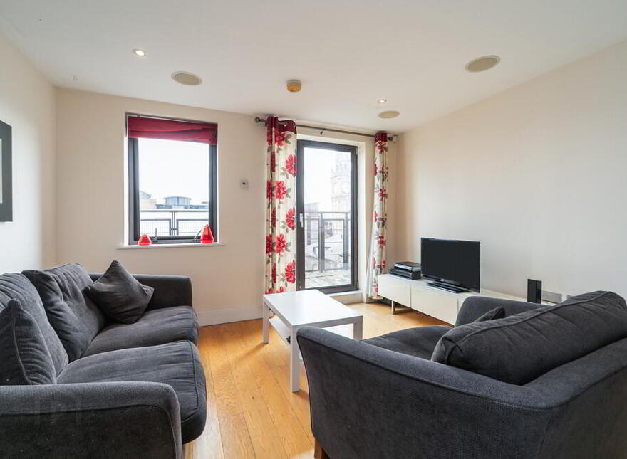 32 Custom House Residence, 2 Ulster Street, Belfast, BT1 3ES