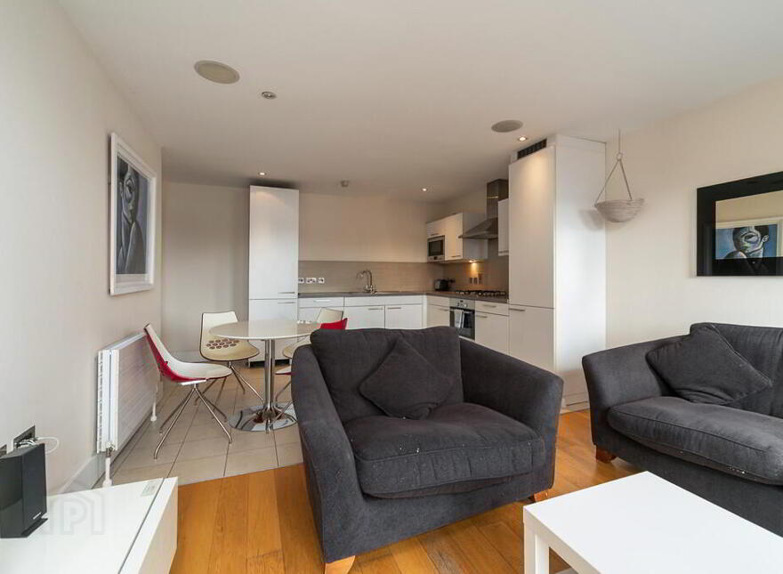 32 Custom House Residence, 2 Ulster Street, Belfast, BT1 3ES