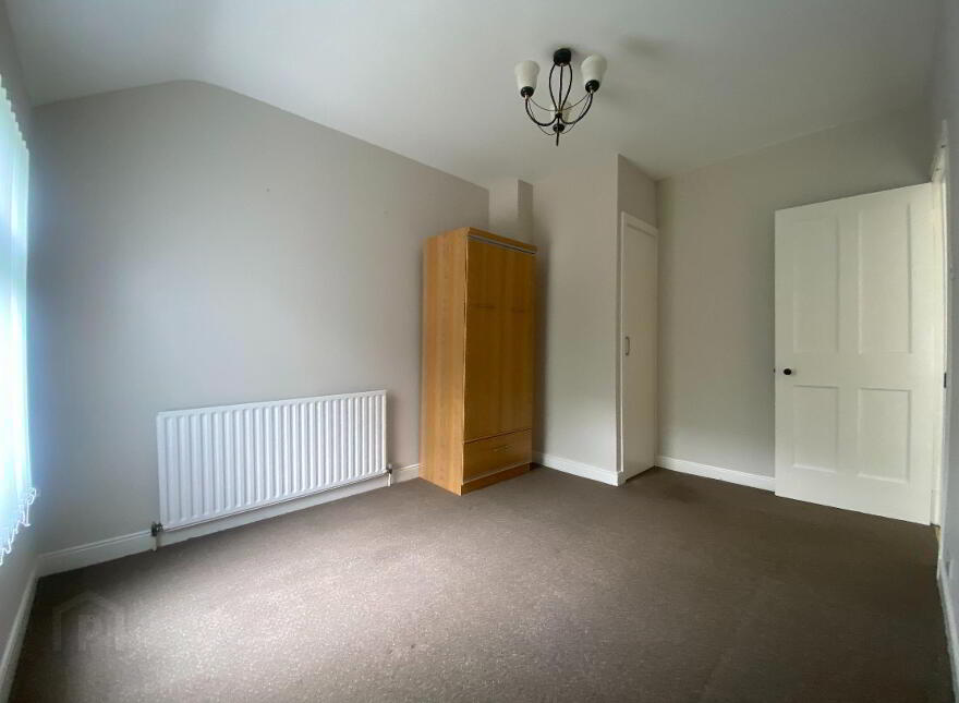 27 Meadowbank Avenue, Donaghadee, BT21 0HR