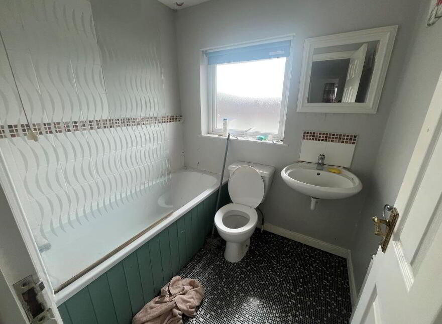 (Lot 41) 20 Castletown Square, Omagh, BT78 2FB