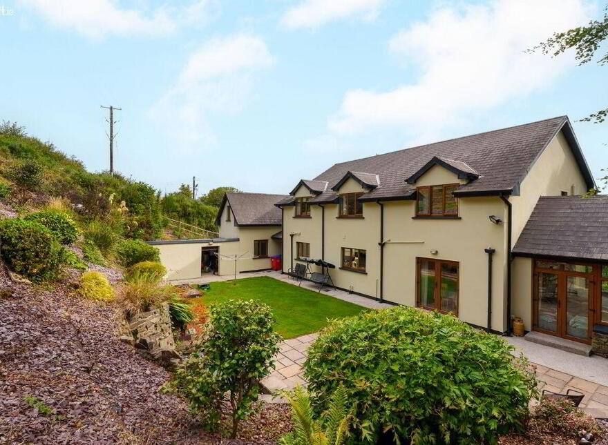 Éablyo, Mineville, Knocknahorgan, Glanmire