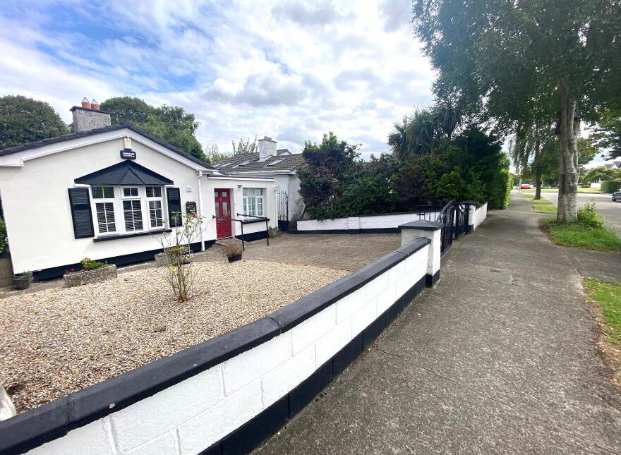 The Dale, Kingswood Heights, Dublin, D24