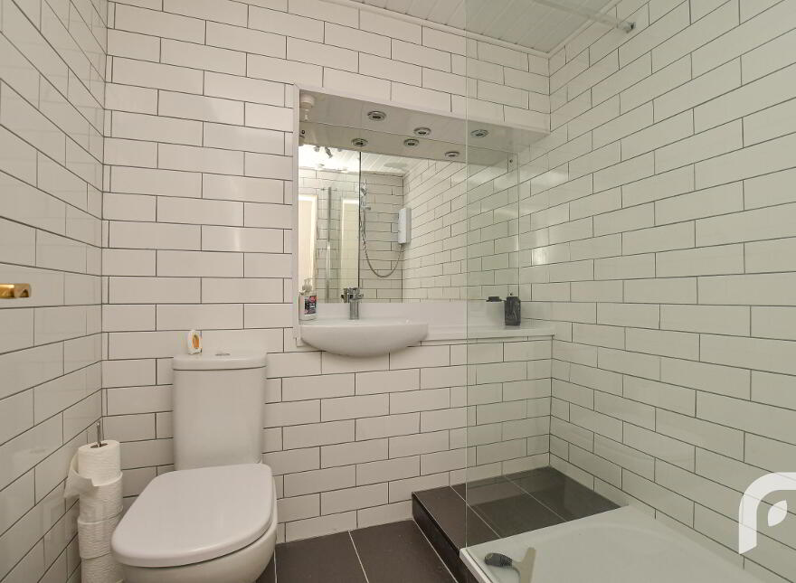 9a Woodland House, Newtownabbey, BT37 9SG