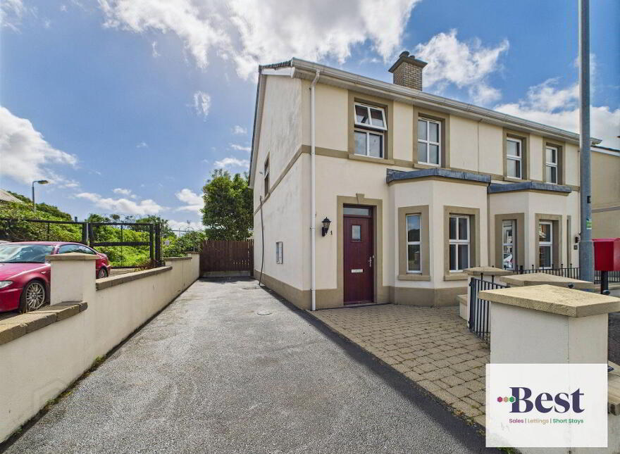 1 Bay Road Manor, Larne, BT40 1FG photo