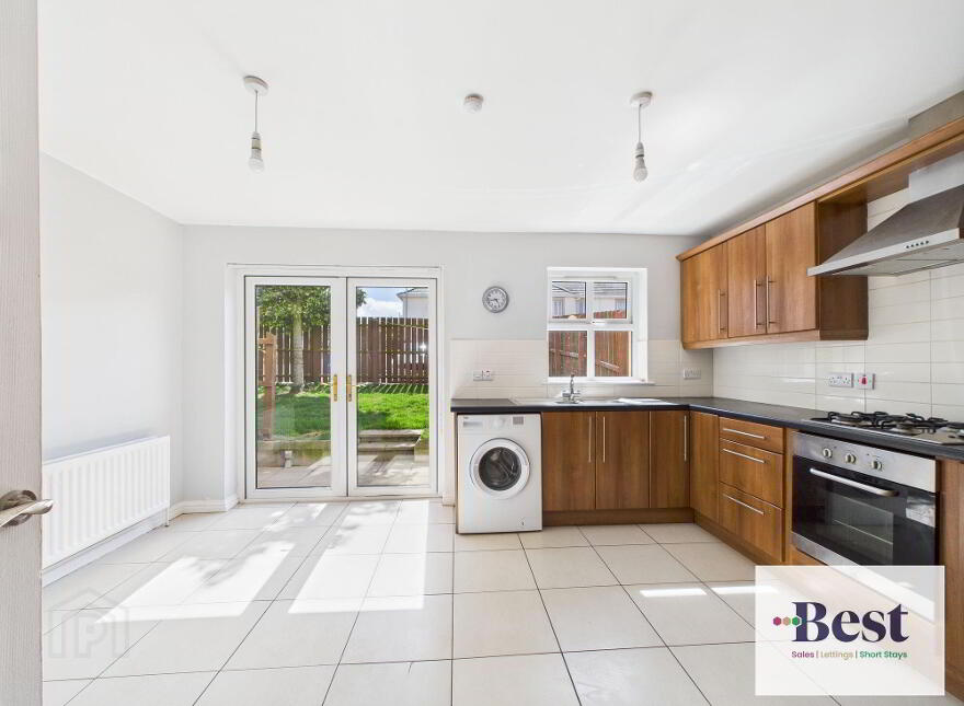 1 Bay Road Manor, Larne, BT40 1FG