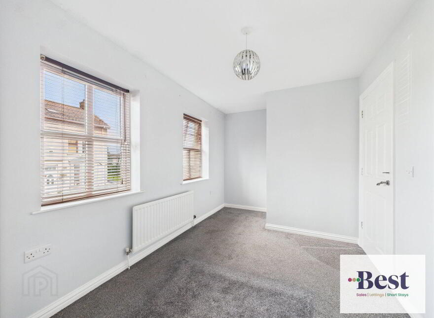 1 Bay Road Manor, Larne, BT40 1FG