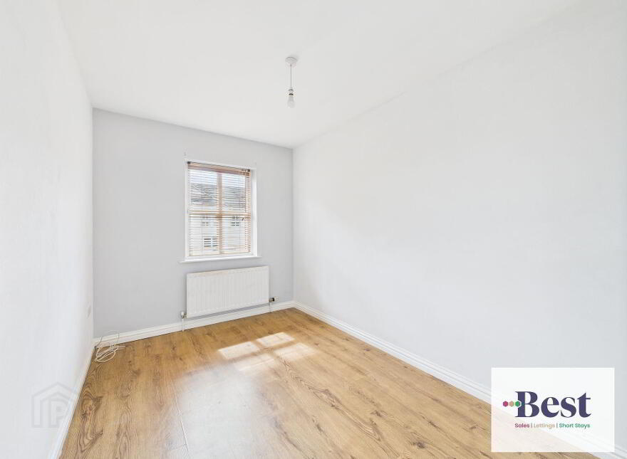 1 Bay Road Manor, Larne, BT40 1FG