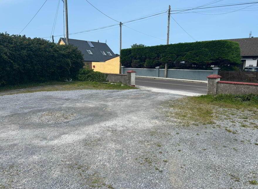 West Main Street, Castlegregory