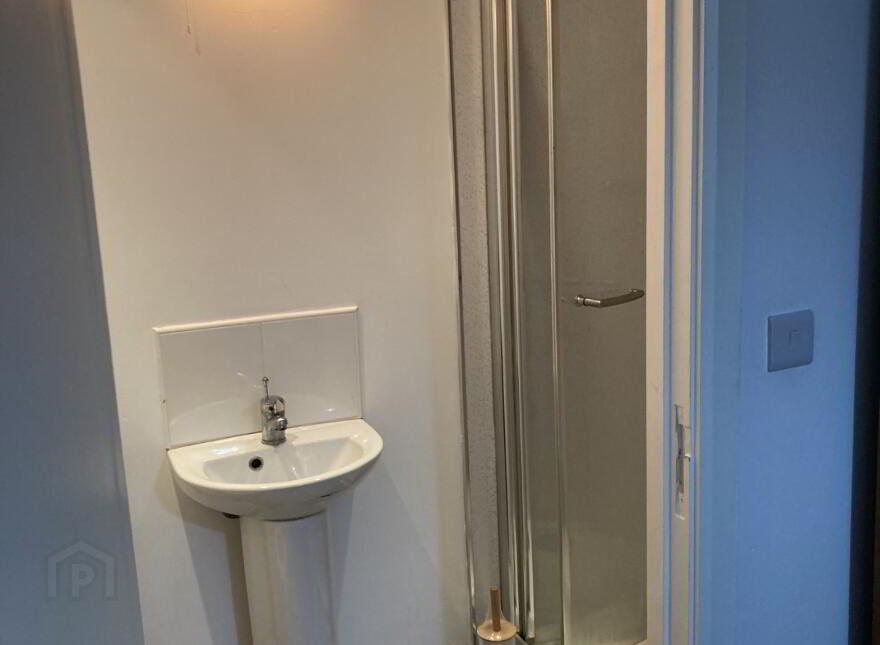 710 College Central, King Street, Belfast, BT1 6BD