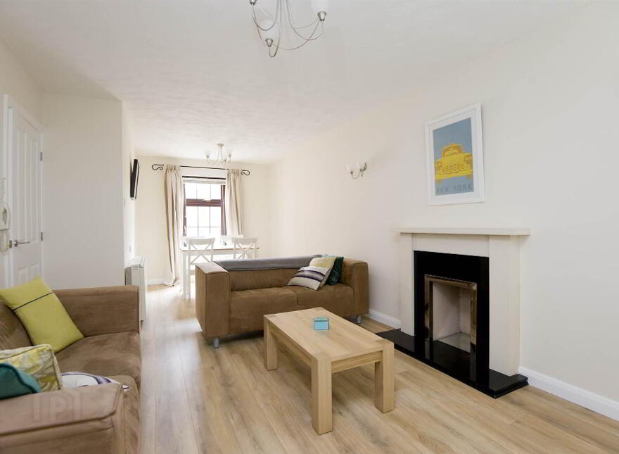 4 Belmont Court, 37 Sydenham Avenue, Belfast, BT4 2DJ