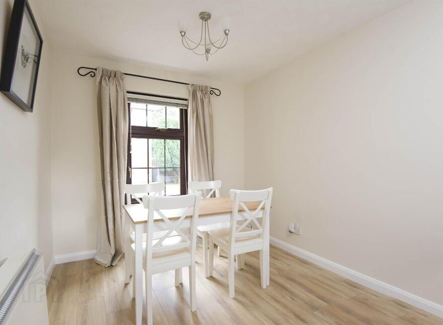 4 Belmont Court, 37 Sydenham Avenue, Belfast, BT4 2DJ