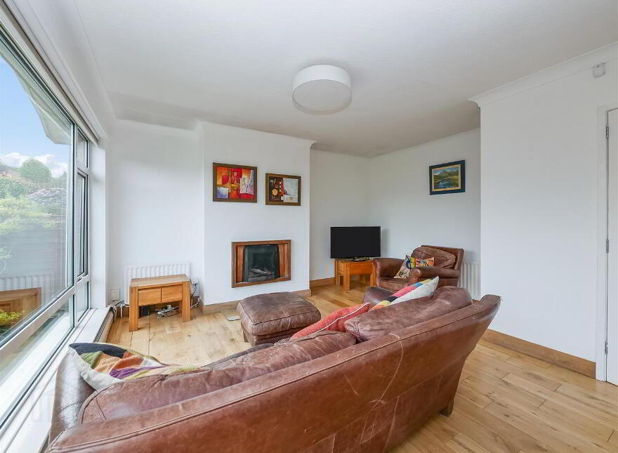 3 Cairnshill Gardens, Cairnshill Road, Belfast, BT8 6RW