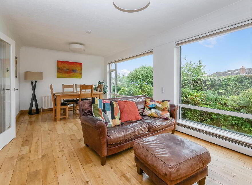 3 Cairnshill Gardens, Cairnshill Road, Belfast, BT8 6RW