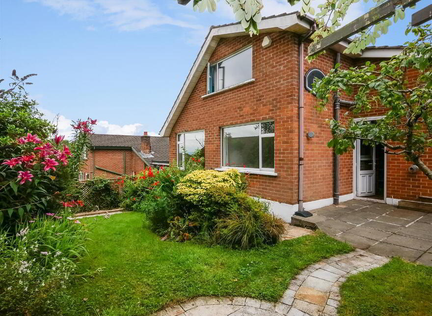 3 Cairnshill Gardens, Cairnshill Road, Belfast, BT8 6RW