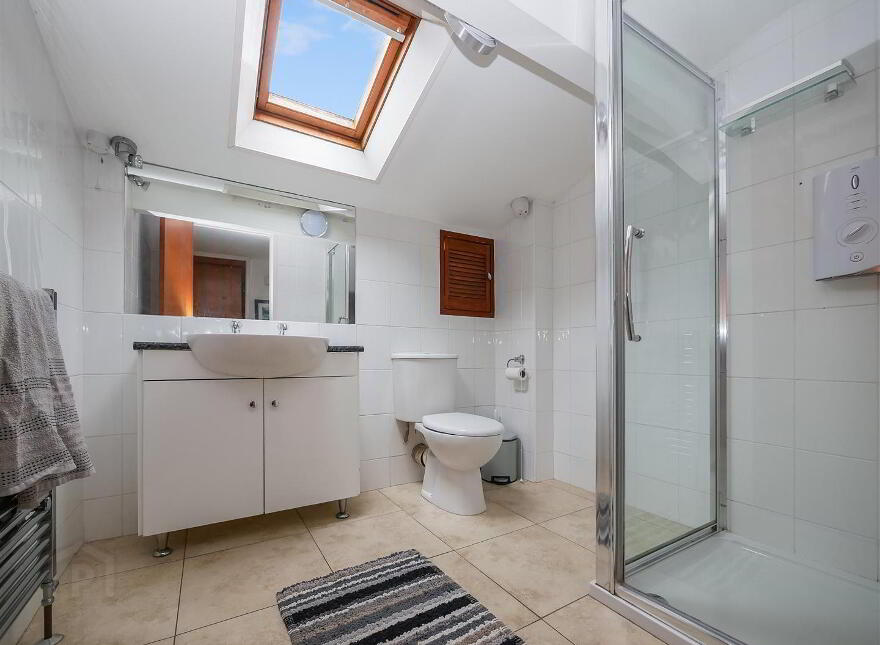 3 Cairnshill Gardens, Cairnshill Road, Belfast, BT8 6RW