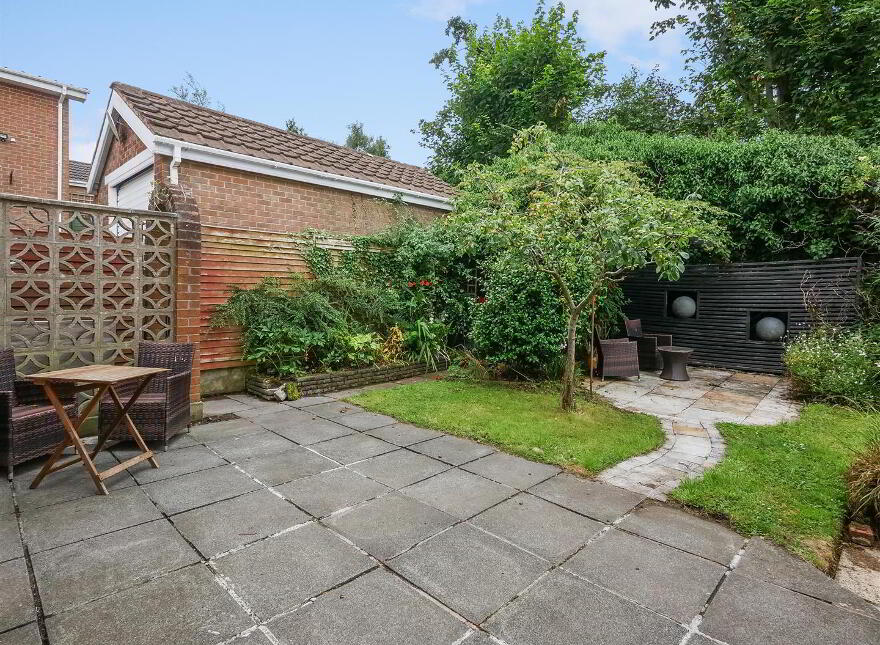 3 Cairnshill Gardens, Cairnshill Road, Belfast, BT8 6RW