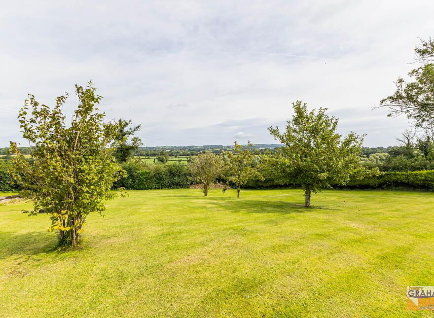 12 Mullaghcarton Road, Lisburn, BT28 2TE