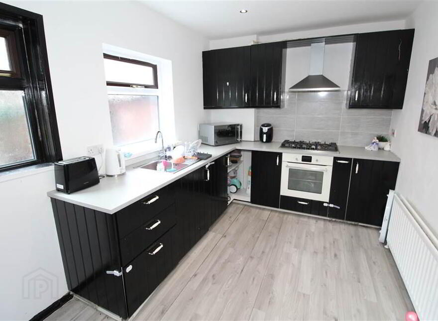 23 Dunraven Parade, Belfast, BT5 6BT