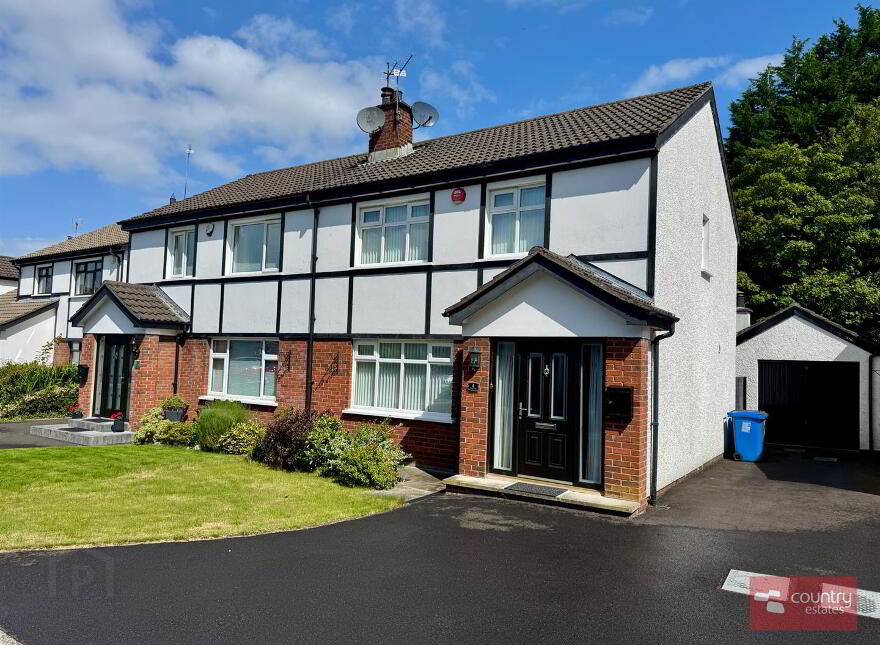 4 Lakeside, Templepatrick, Ballyclare, BT39 0JR