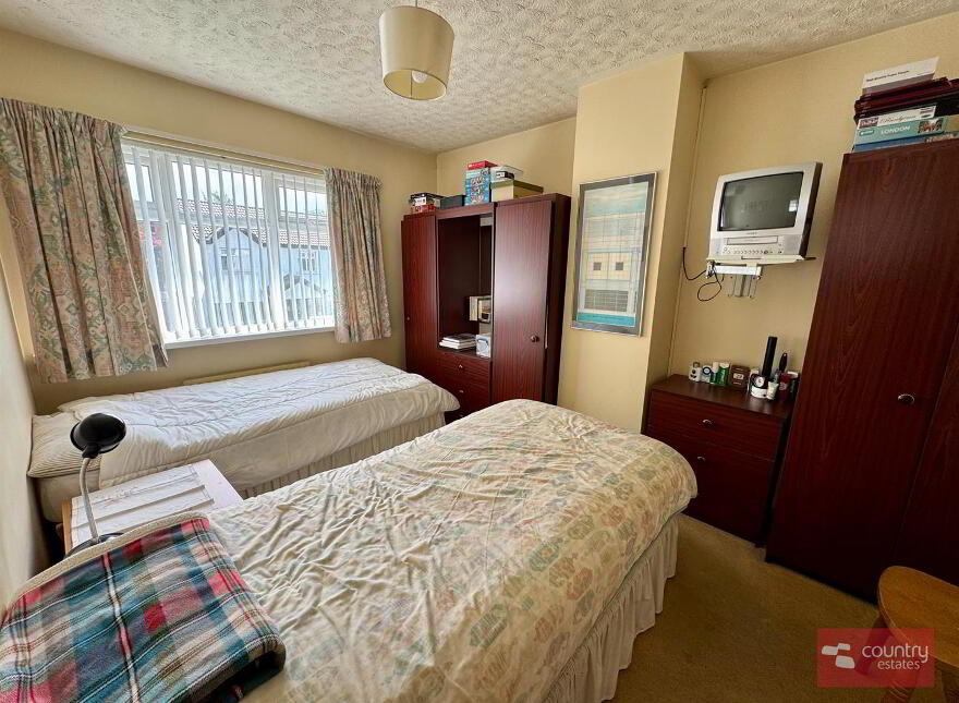 4 Lakeside, Templepatrick, Ballyclare, BT39 0JR
