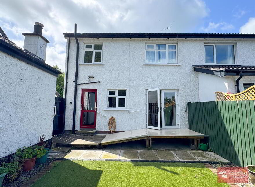 4 Lakeside, Templepatrick, Ballyclare, BT39 0JR