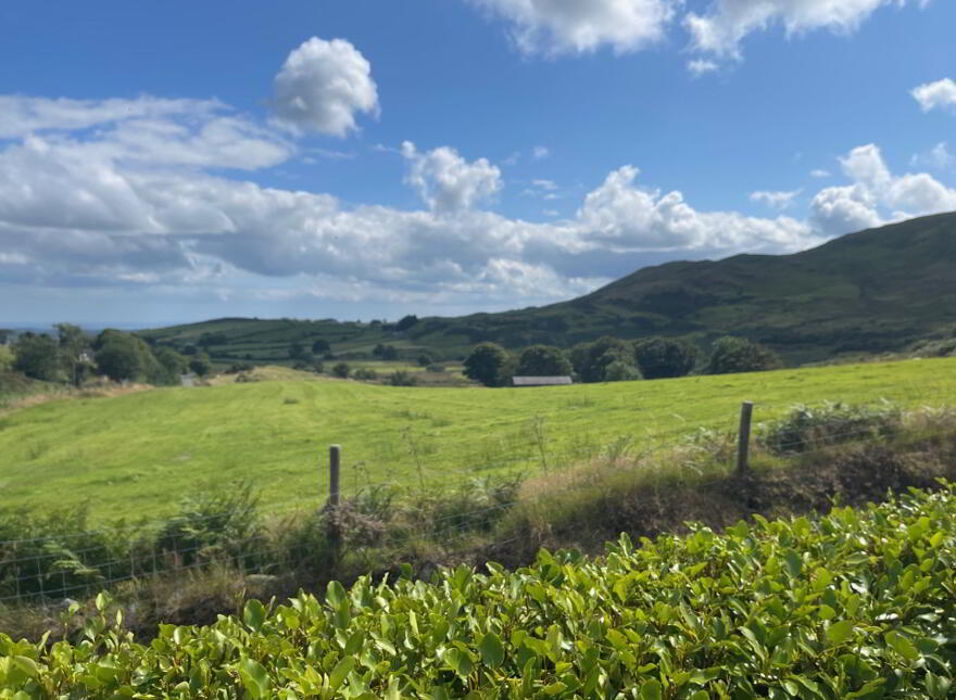 112 Drumnaquoile Road, Ballynahinch, BT24 8QS
