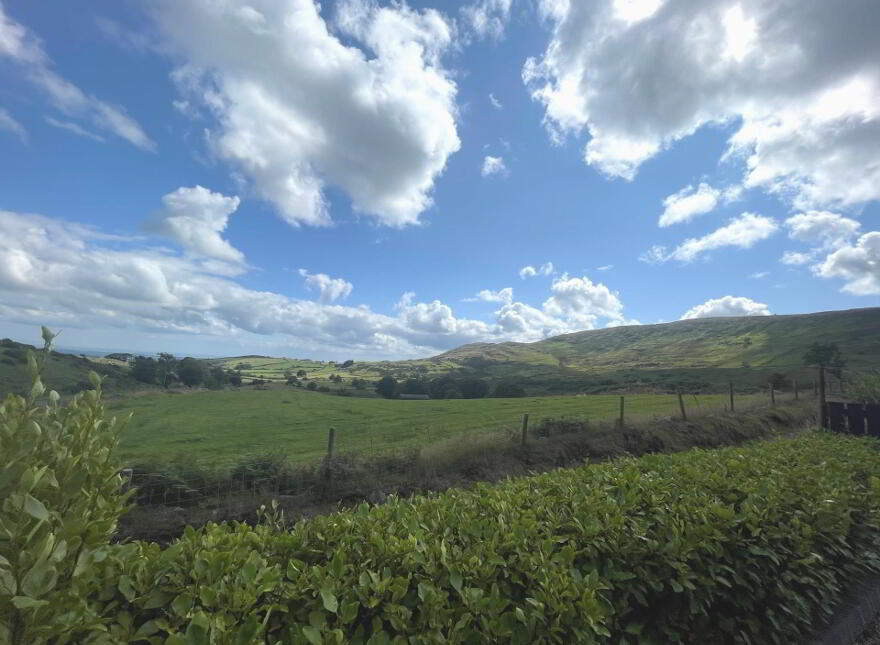 112 Drumnaquoile Road, Ballynahinch, BT24 8QS