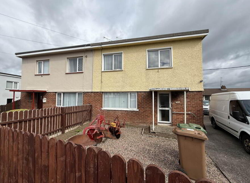 30 Alexander Avenue, Armagh, BT61 7JD photo