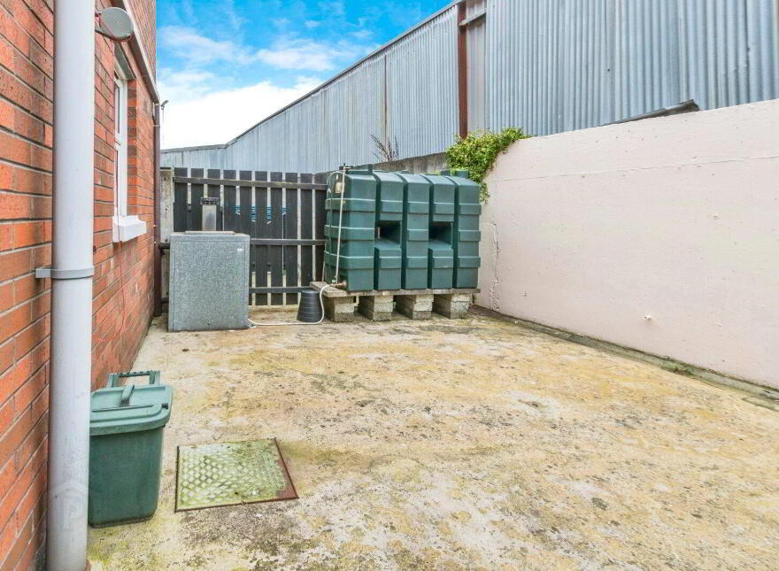 19 Marlborough Court, Belfast, BT9 7EF