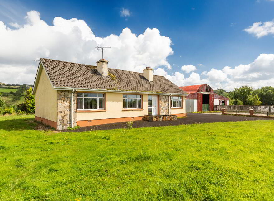 Linsfort Bungalow, Buncrana, F93YN23 photo