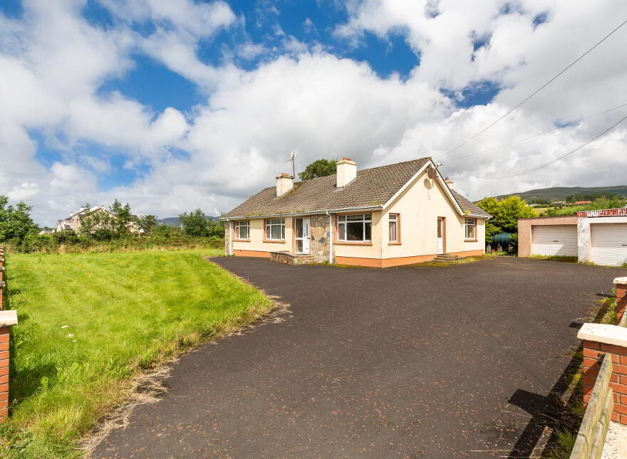 Linsfort Bungalow, Buncrana, F93YN23