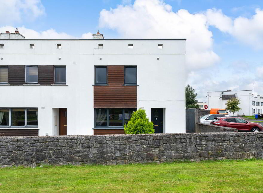 4 Corran Riada, Monksland, Athlone, N37R6N3 photo