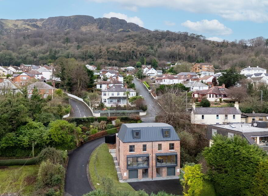 17b Antrim Road, Newtownabbey, Belfast, BT36 7PP