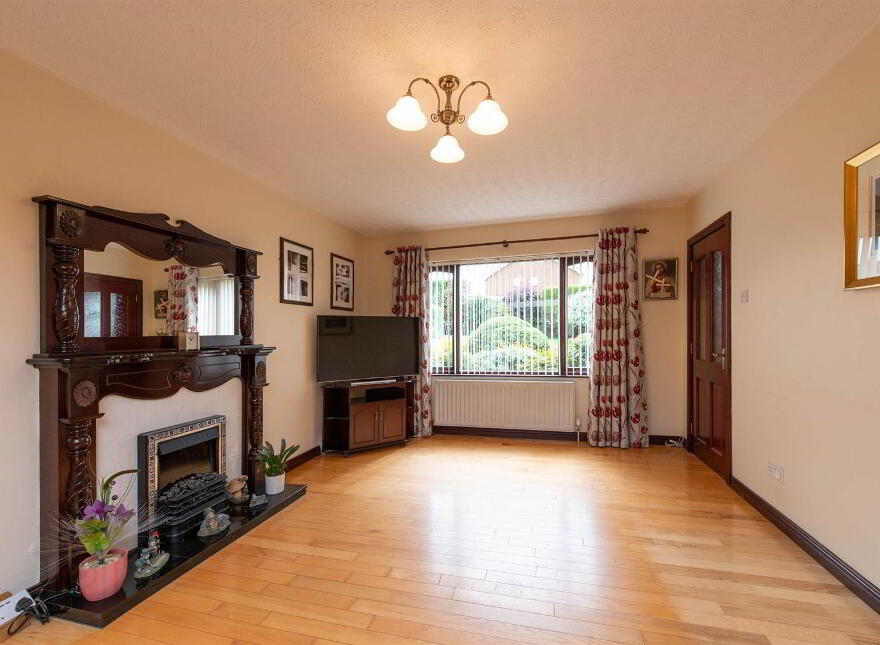 38 Chinauley Park, Banbridge, BT32 4JL