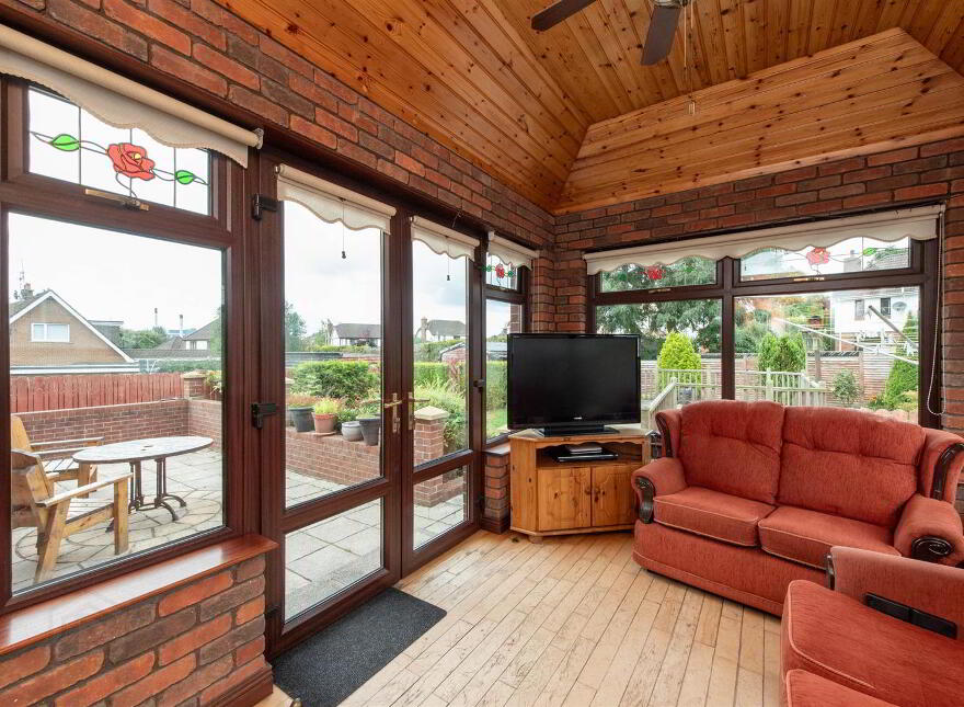 38 Chinauley Park, Banbridge, BT32 4JL
