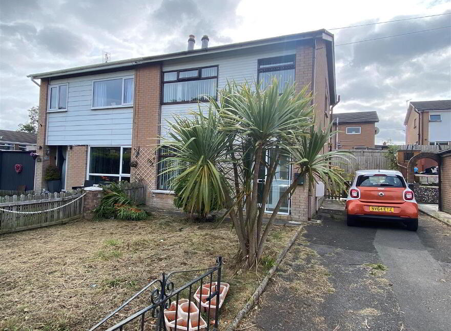 217 Clandeboye Road, Bangor, BT19 1AA photo