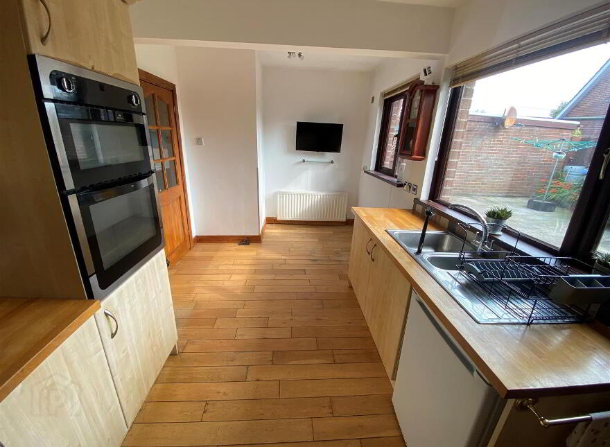 16 Rathmore Park, Bangor, BT19 1DQ