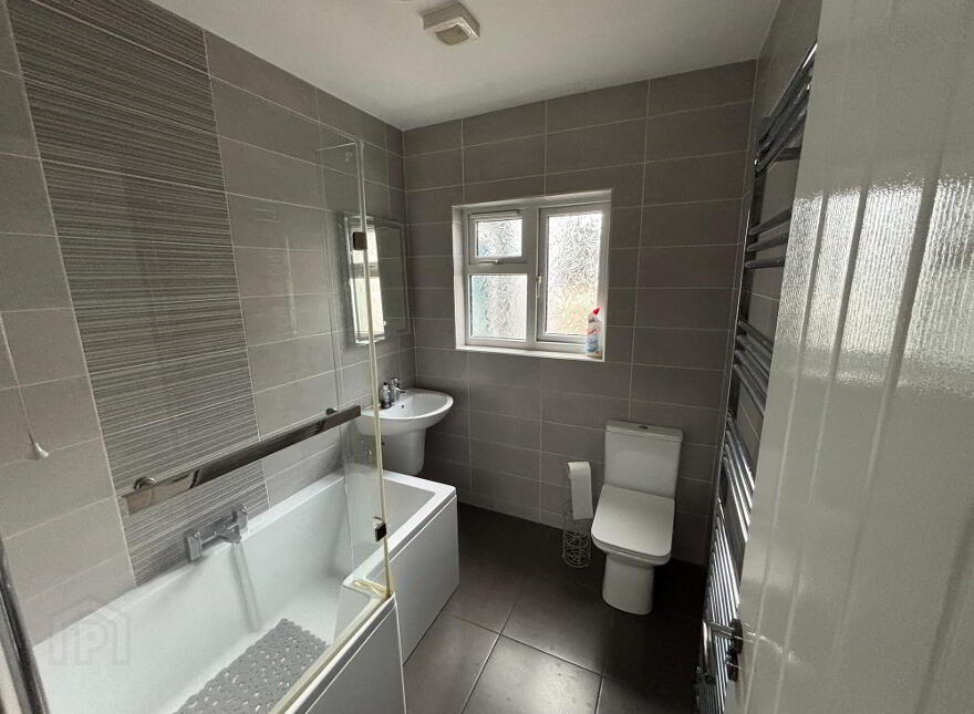 3 Coronation Gardens, Aghalee, BT67 0EU