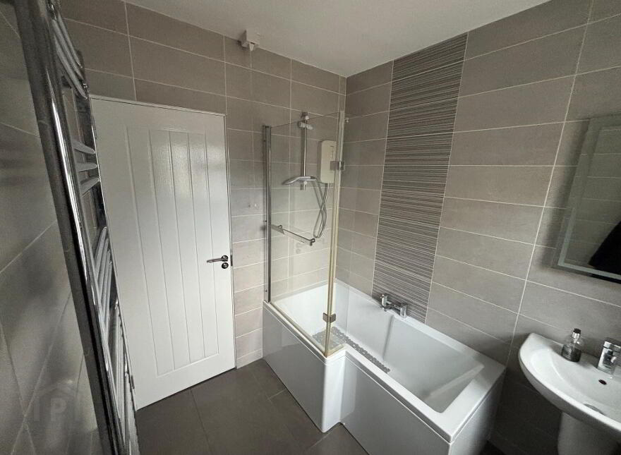 3 Coronation Gardens, Aghalee, BT67 0EU