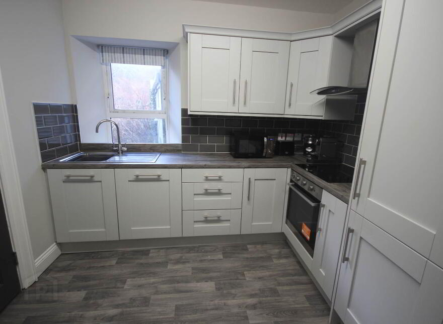 48 Upper Main Street, Letterkenny, F92D52Y