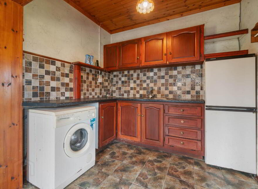 Blindwell, Cloghans Hill, Tuam, H54DP20