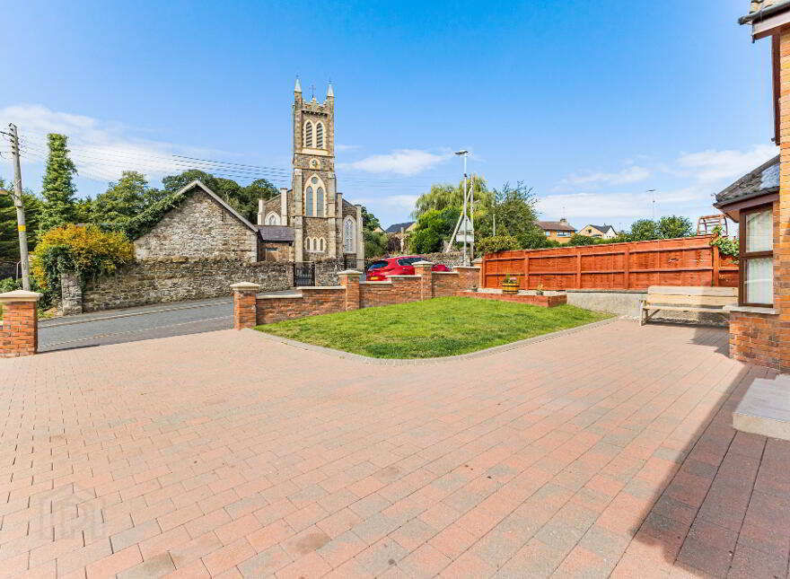 52 Castle Hill, Hunters Hill, Gilford, BT63 6HH