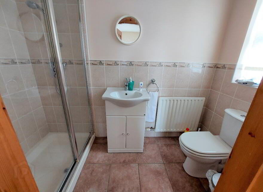 8 Dergalt Road, Strabane, BT82 8NE