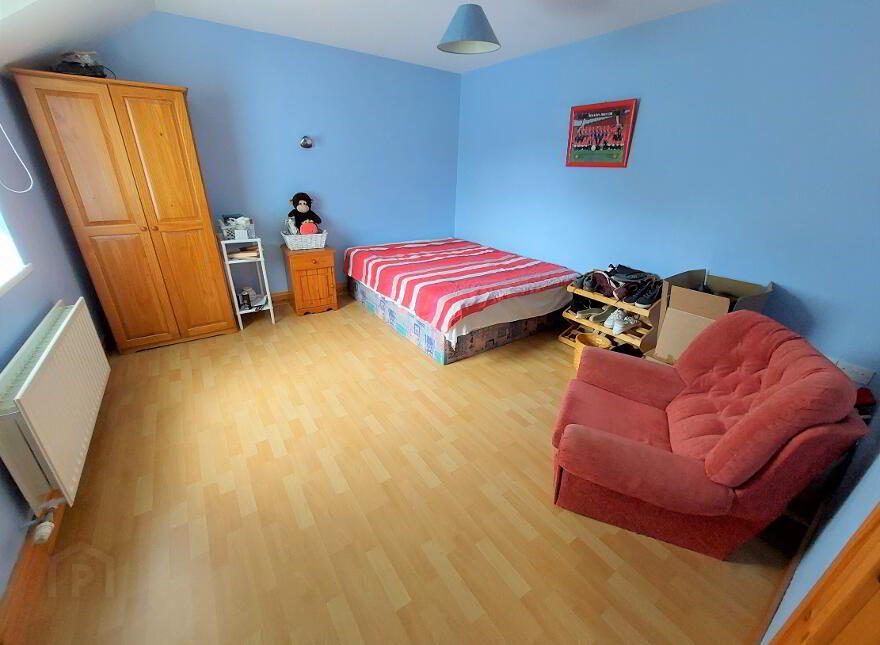 8 Dergalt Road, Strabane, BT82 8NE