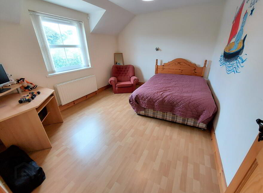 8 Dergalt Road, Strabane, BT82 8NE
