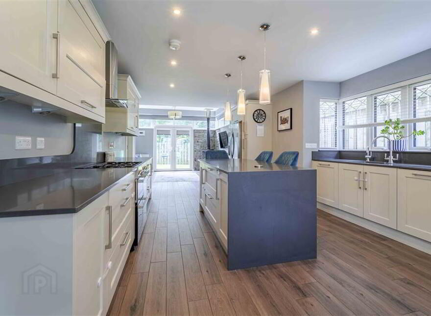 37 Belsize Meadows, Lisburn, BT27 4EH